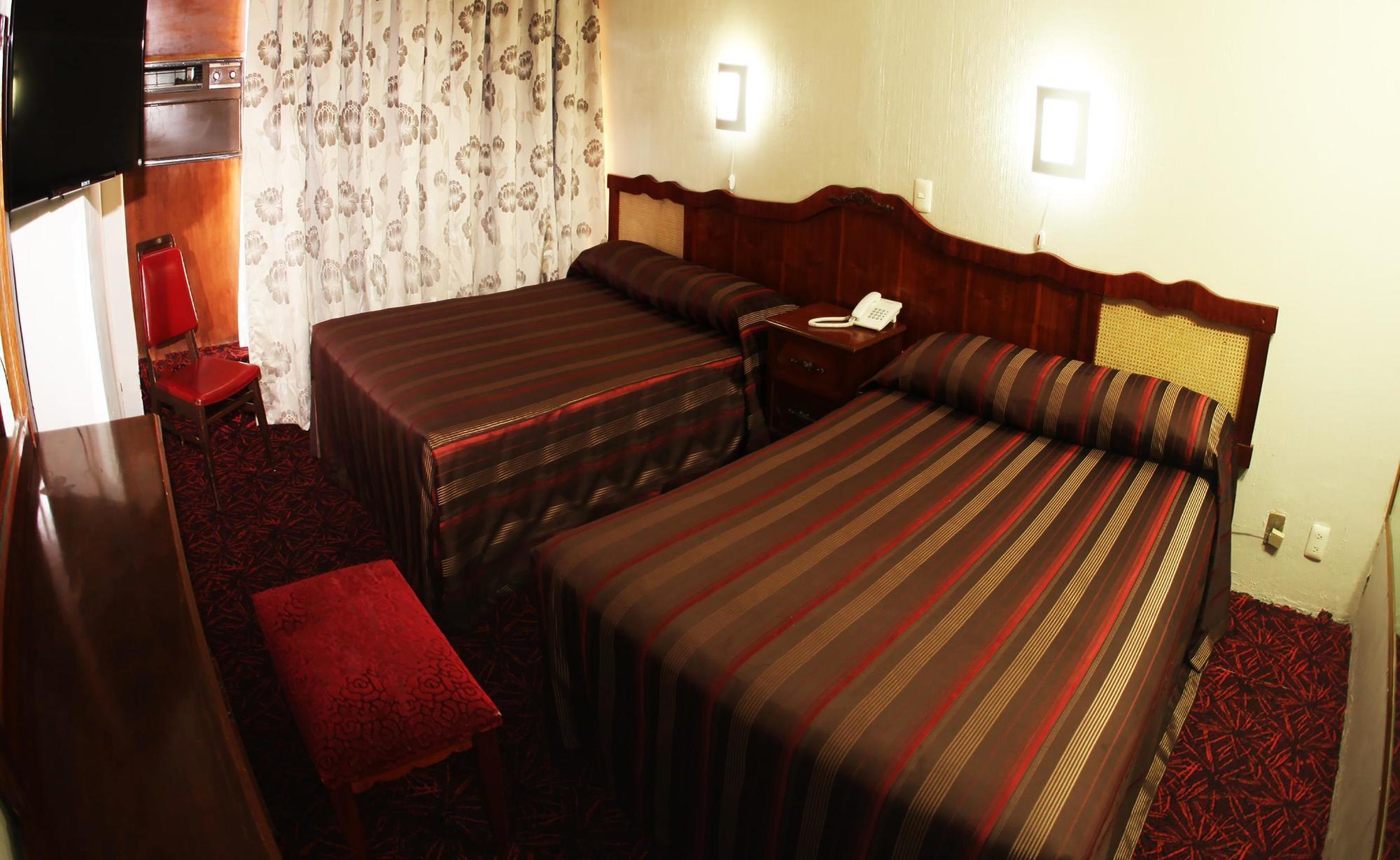 Hotel Plaza Madrid เม็กซิโกซิตี้ ภายนอก รูปภาพ